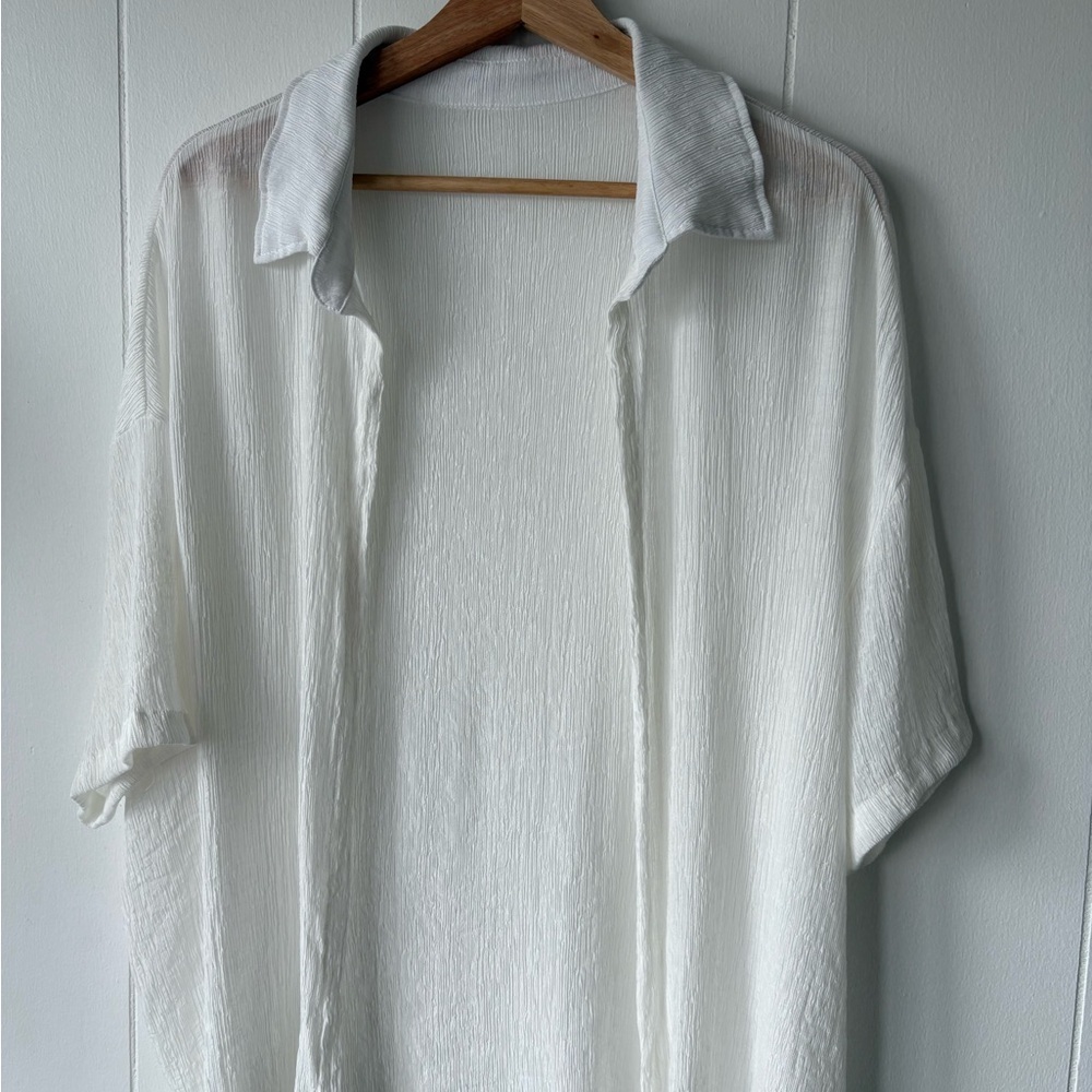 Textured White Viscose Open Front Top/Swim Cover Up | Size 1XL - Picture 3 of 6